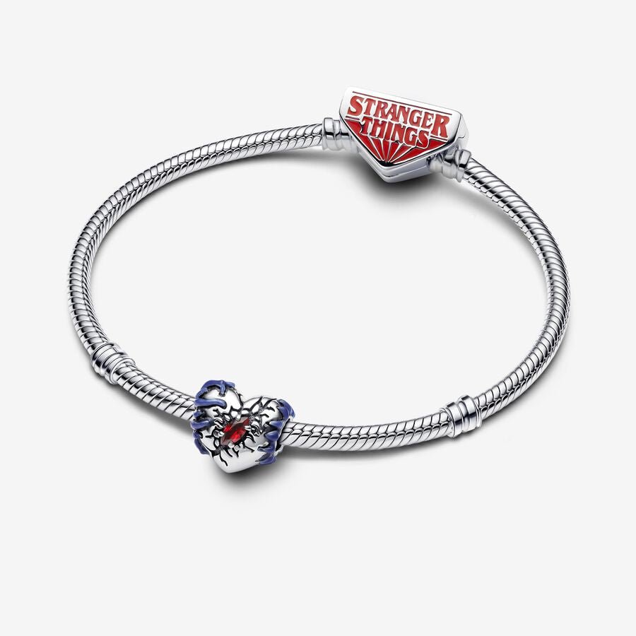 Charm Corazón que brilla en la oscuridad de Stranger Things - Charms Factory