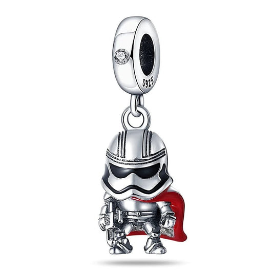 Charm Stormtrooper con Capa Roja: Lealtad y Elegancia - Charms Factory