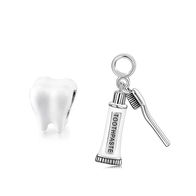 Oral Care - ¡Refresca tu sonrisa con los charms de cuidado oral! - Charms Factory