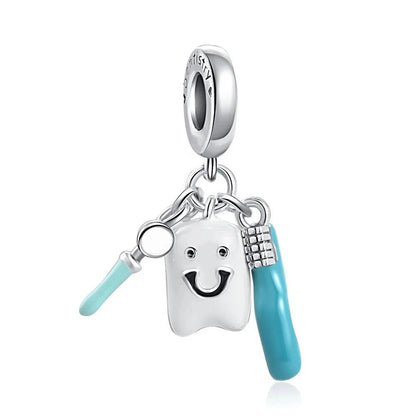 Oral Care - ¡Refresca tu sonrisa con los charms de cuidado oral! - Charms Factory